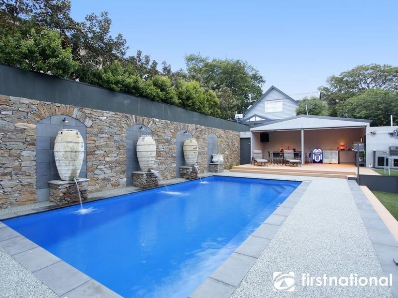 111 High Street, Berwick VIC 3806