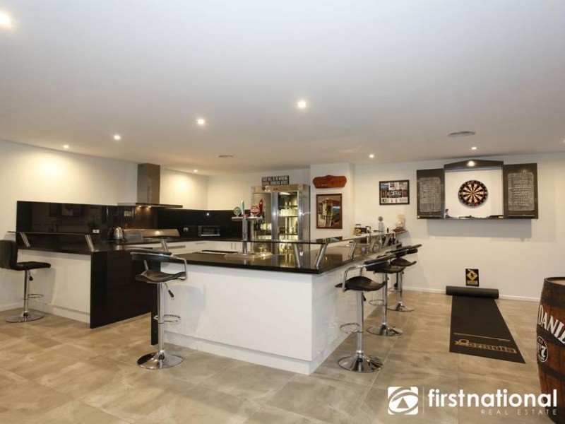 111 High Street, Berwick VIC 3806