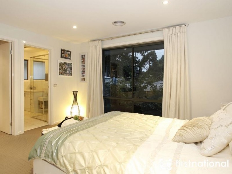 111 High Street, Berwick VIC 3806