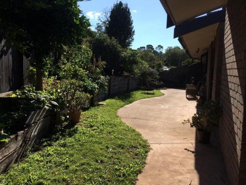 2 Kirkfell Court, Berwick VIC 3806