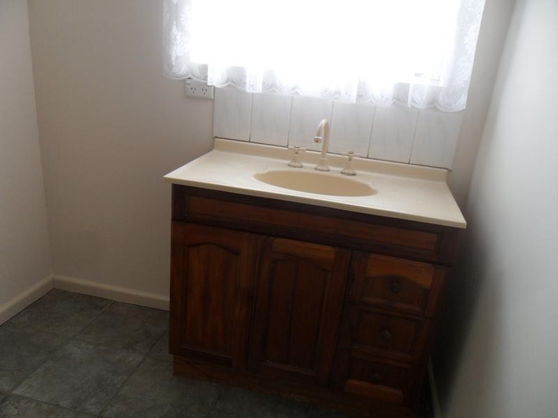 4 Willow Court, Narre Warren VIC 3805