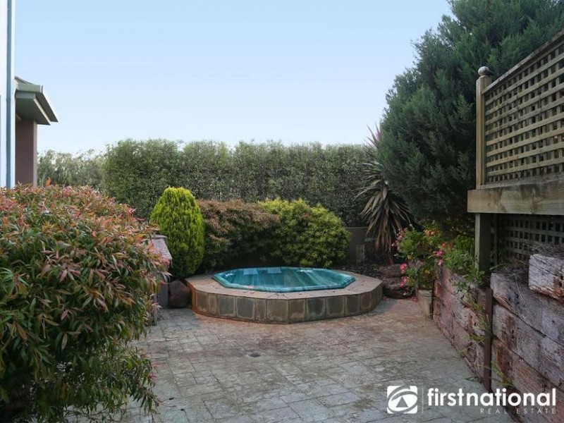 22 Kramer Drive, Berwick VIC 3806