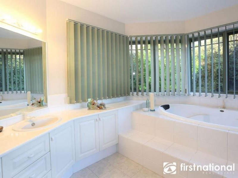 22 Kramer Drive, Berwick VIC 3806