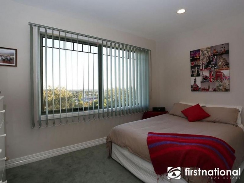 22 Kramer Drive, Berwick VIC 3806