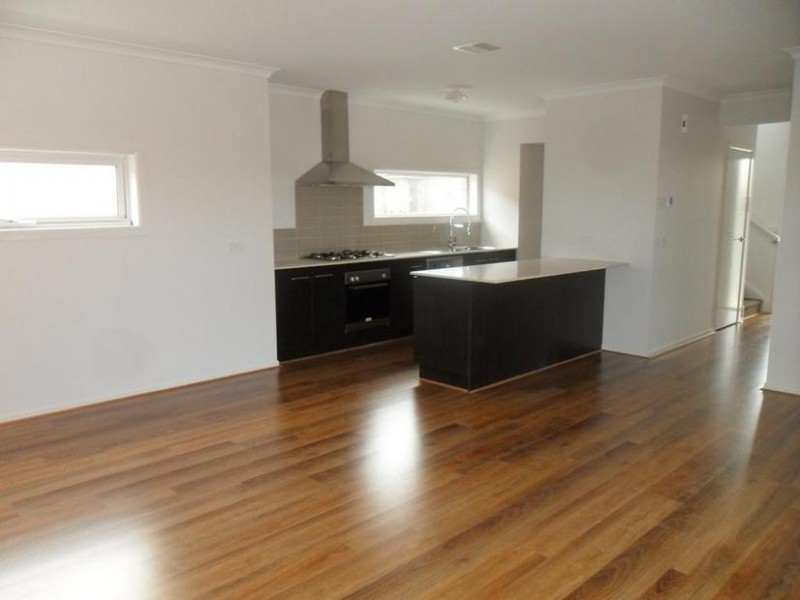 3 Illawarra Avenue, Clyde VIC 3978