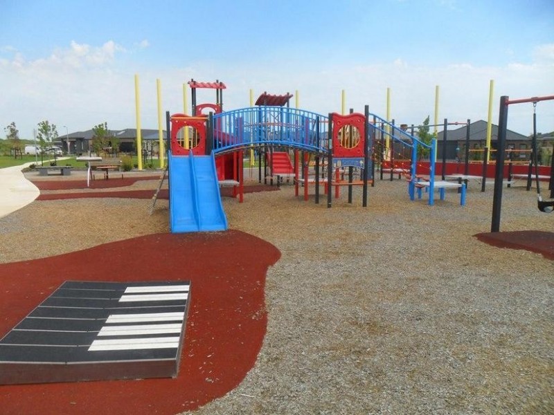 3 Illawarra Avenue, Clyde VIC 3978