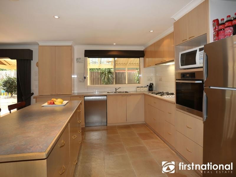 13 Shamrock Close, Narre Warren South VIC 3805