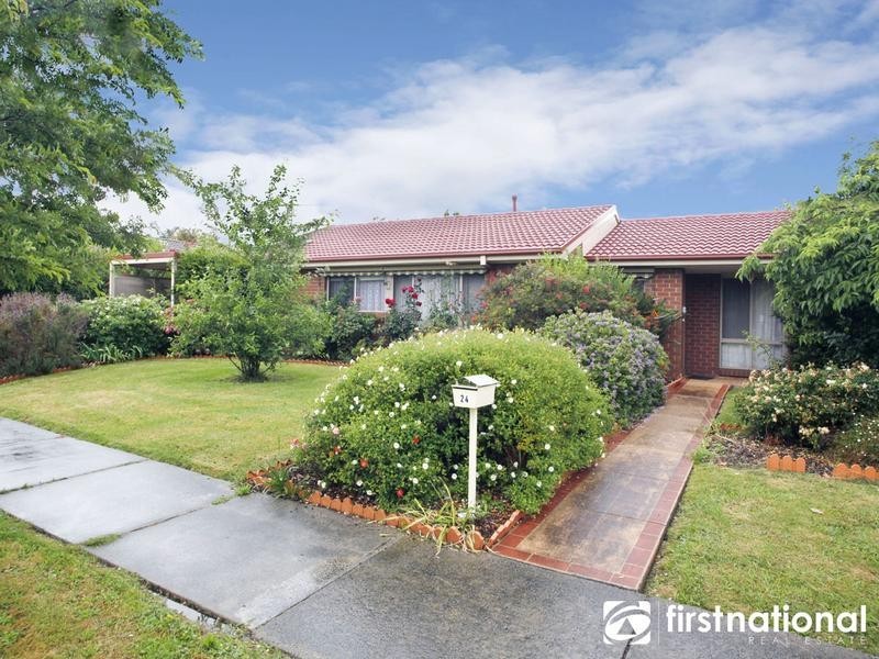 24 Strathavan Drive, Berwick VIC 3806