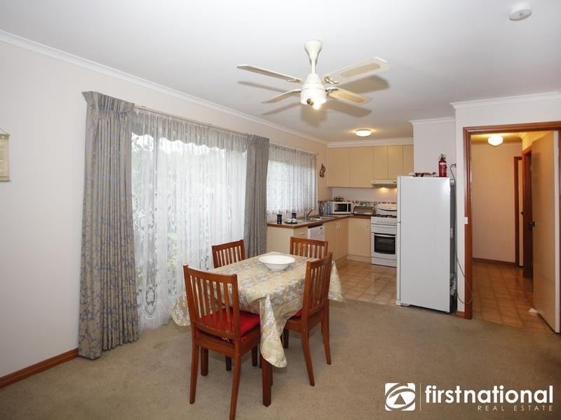 24 Strathavan Drive, Berwick VIC 3806