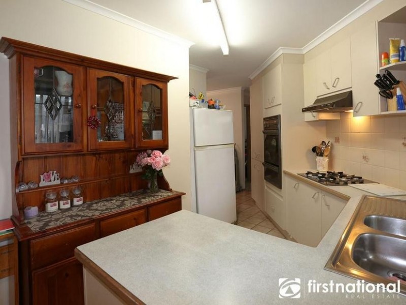 4 Farrer Place, Berwick VIC 3806