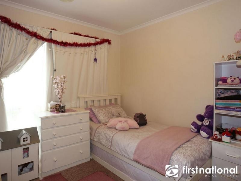 4 Farrer Place, Berwick VIC 3806