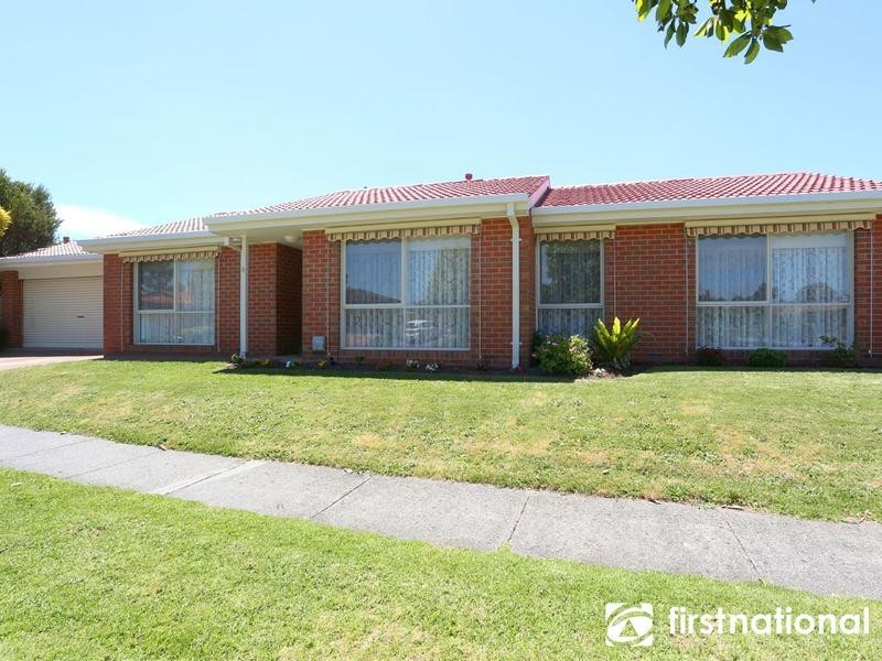 27 Wesley Drive, Narre Warren VIC 3805