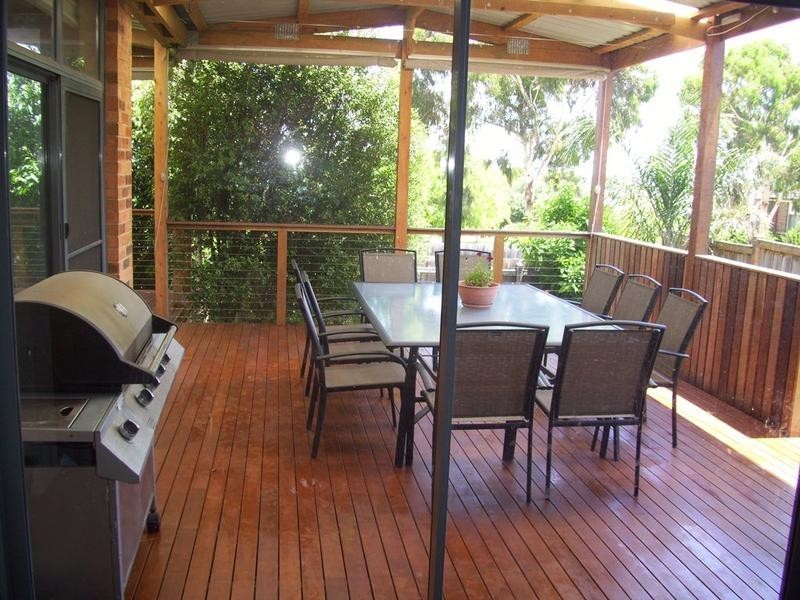 15 Sorrento Avenue, Berwick VIC 3806