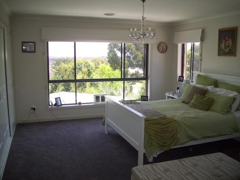 15 Sorrento Avenue, Berwick VIC 3806