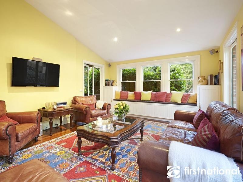 42 Langmore Lane, Berwick VIC 3806