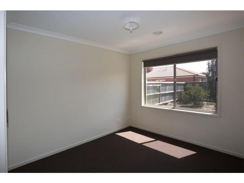 4 Watt Place, Lyndhurst VIC 3975