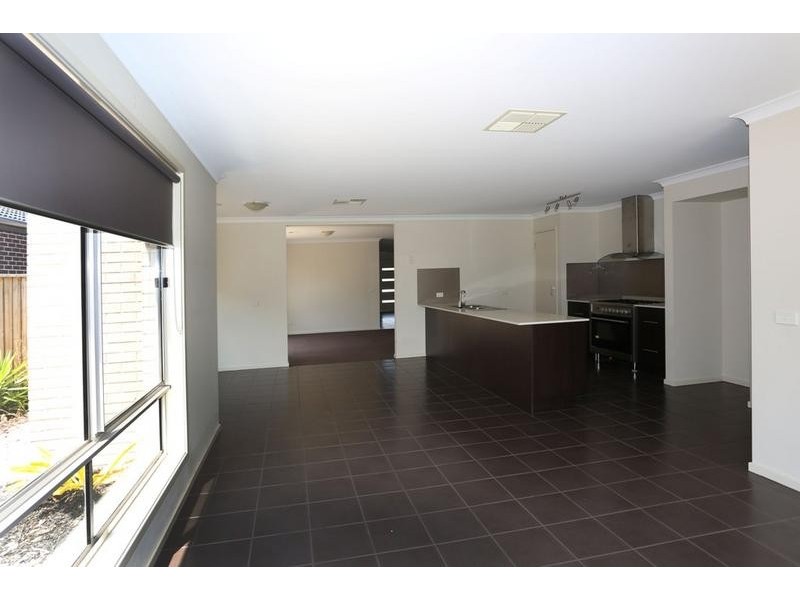 4 Watt Place, Lyndhurst VIC 3975