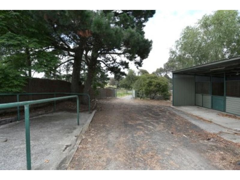 104 Bailey Road, Narre Warren North VIC 3804