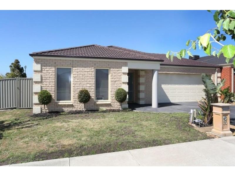30 Pipetrack Circuit, Cranbourne East VIC 3977