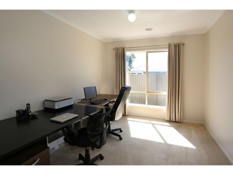 30 Pipetrack Circuit, Cranbourne East VIC 3977