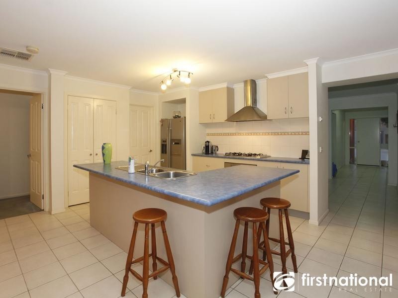 40 Lorikeet Drive, Berwick VIC 3806