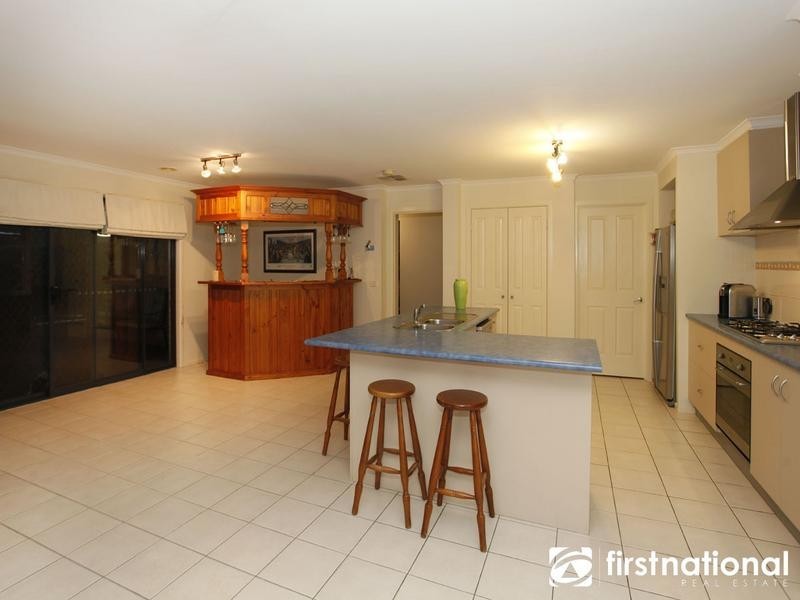 40 Lorikeet Drive, Berwick VIC 3806