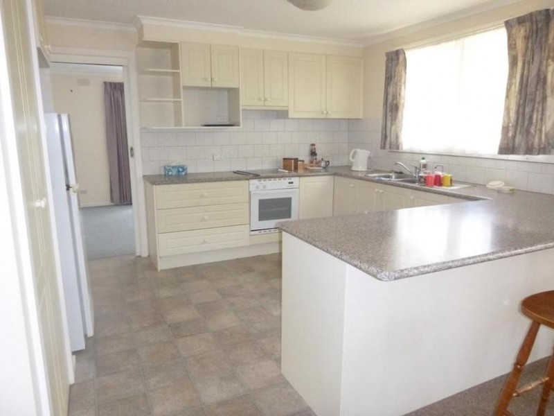 33 Officer-Upper Beaconsfield Road, Officer VIC 3809