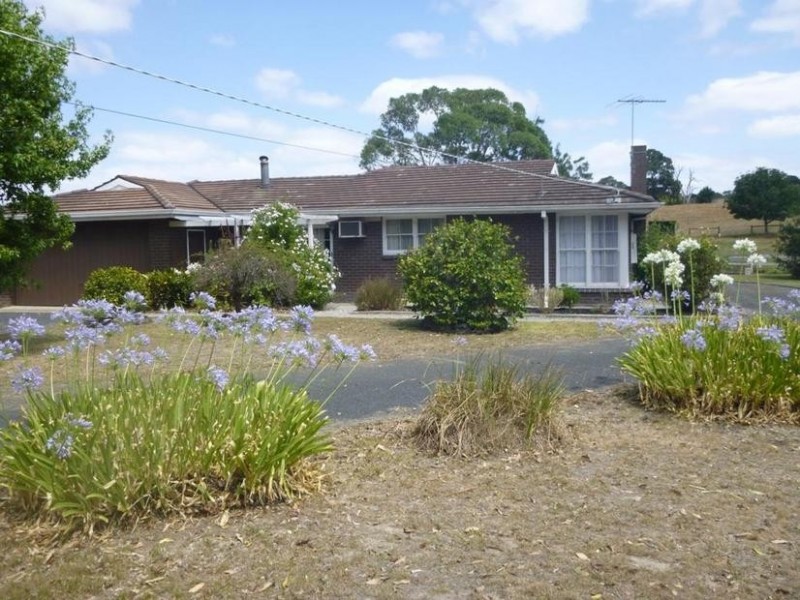 33 Officer-Upper Beaconsfield Road, Officer VIC 3809