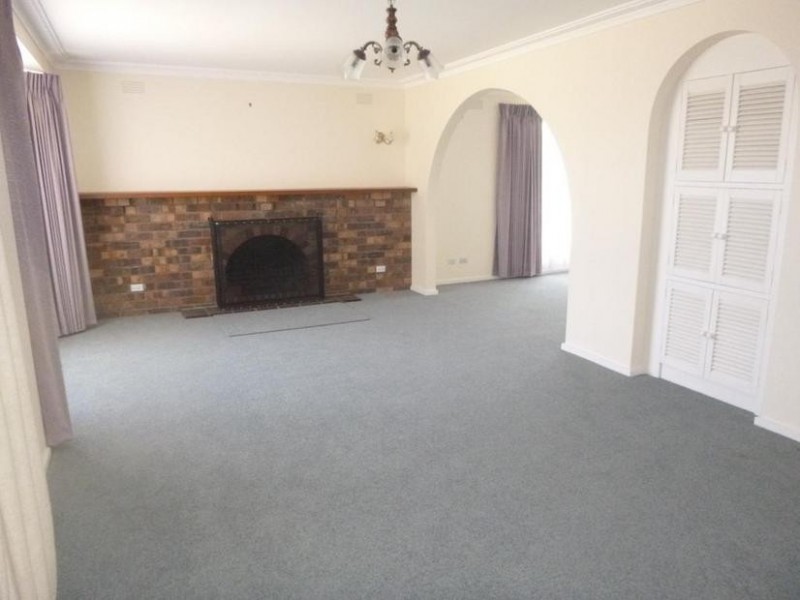 33 Officer-Upper Beaconsfield Road, Officer VIC 3809