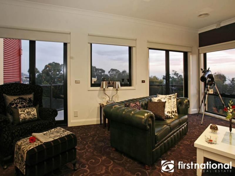 9 Natren Court, Berwick VIC 3806