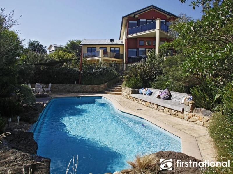 9 Natren Court, Berwick VIC 3806