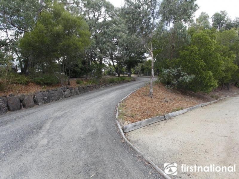 105 St Georges Road, Beaconsfield Upper VIC 3808
