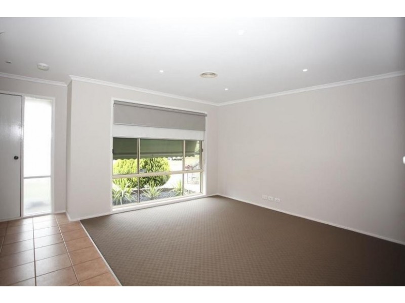 31 Haydn Place, Narre Warren South VIC 3805