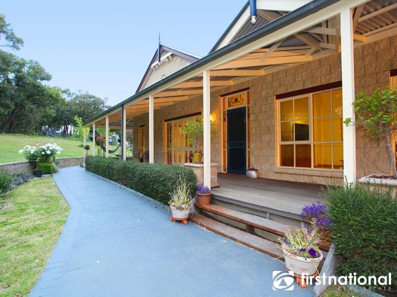 190 Yackatoon Road, Beaconsfield Upper VIC 3808