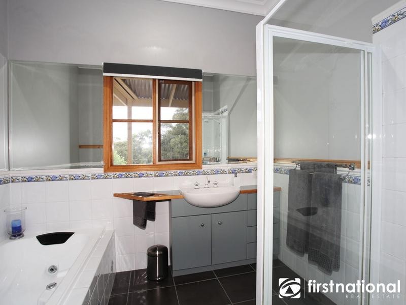 190 Yackatoon Road, Beaconsfield Upper VIC 3808