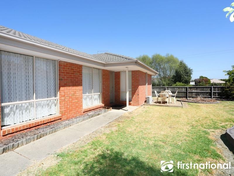 14 Nita Close, Narre Warren VIC 3805