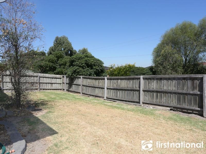 14 Nita Close, Narre Warren VIC 3805