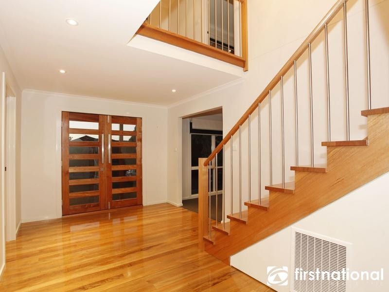 2 Savanna Court, Berwick VIC 3806