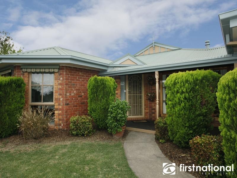 113 Earlsfield Drive, Berwick VIC 3806