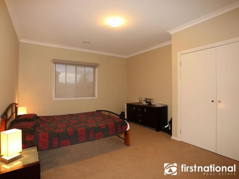 56 Banjo Paterson Drive, Pakenham VIC 3810