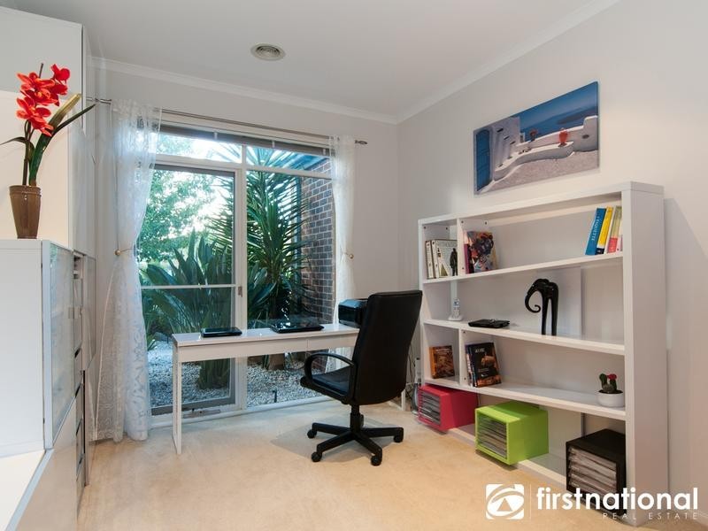 2 Bron-Y-Aur Close, Berwick VIC 3806