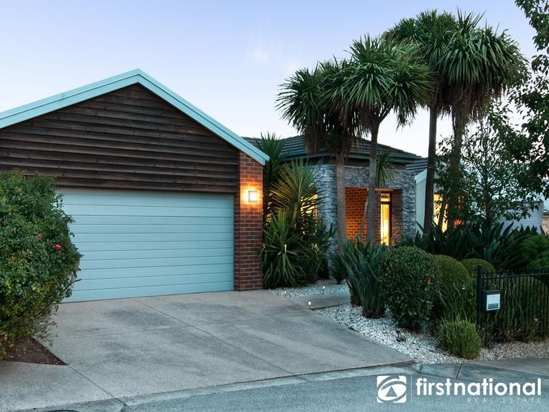 2 Bron-Y-Aur Close, Berwick VIC 3806