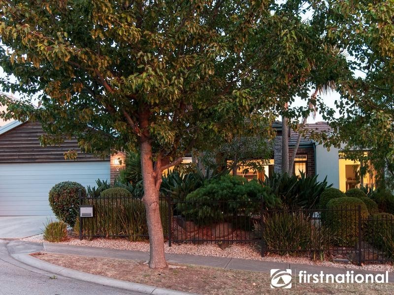 2 Bron-Y-Aur Close, Berwick VIC 3806