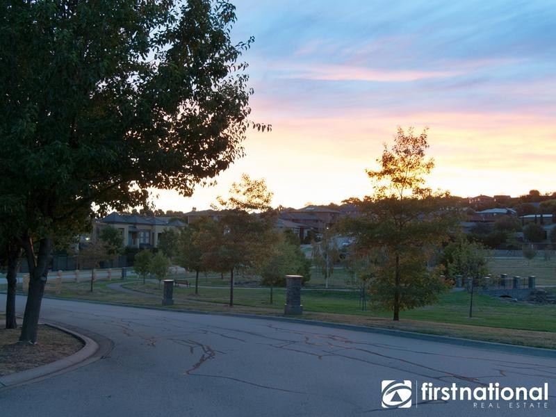 2 Bron-Y-Aur Close, Berwick VIC 3806