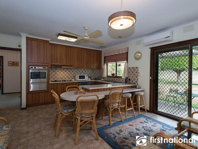 26 Outlook Drive, Berwick VIC 3806