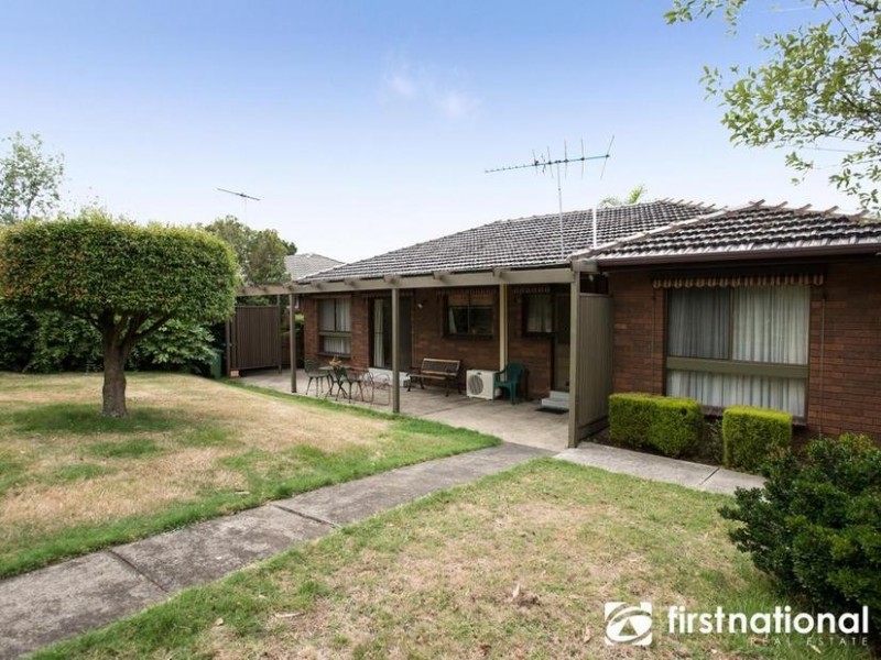 26 Outlook Drive, Berwick VIC 3806