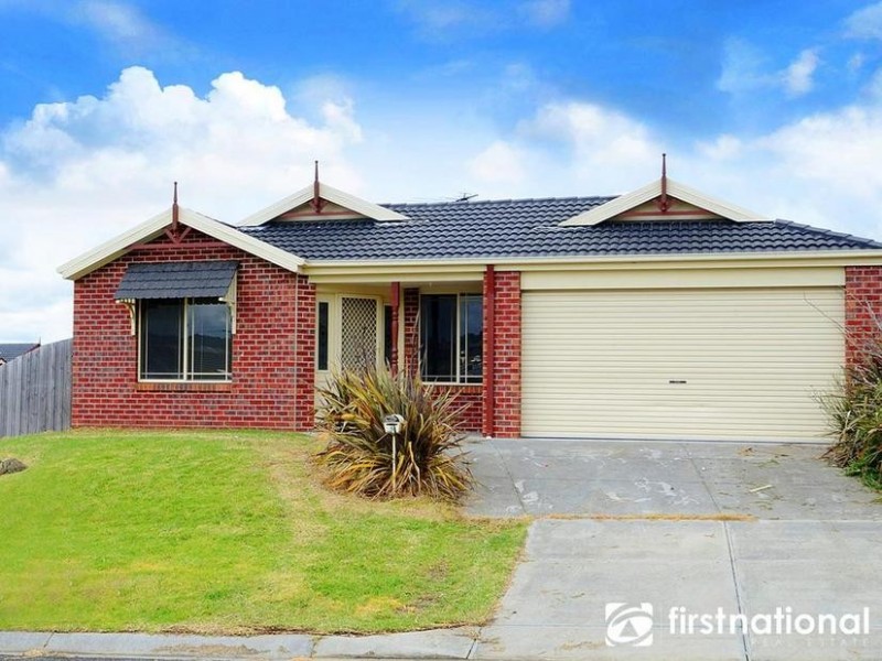 9 Torre Road, Pakenham VIC 3810