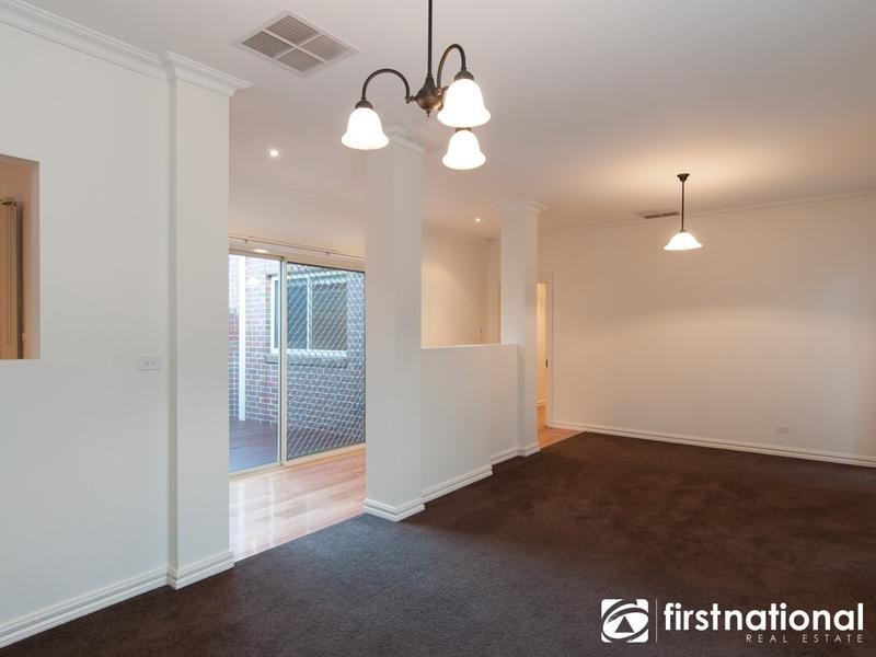 66 Fairholme Boulevard, Berwick VIC 3806