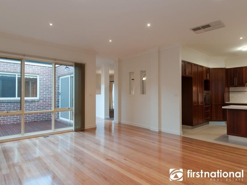 66 Fairholme Boulevard, Berwick VIC 3806