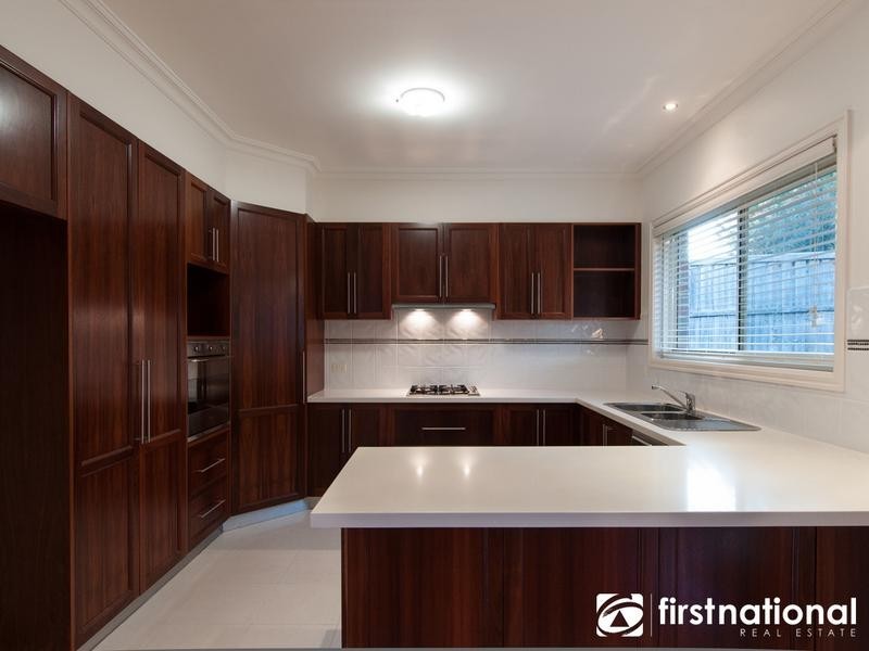 66 Fairholme Boulevard, Berwick VIC 3806